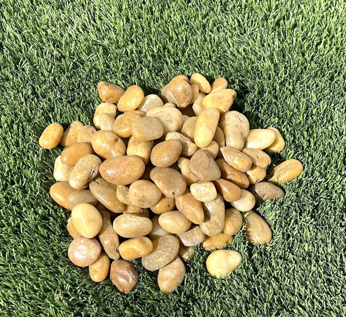 Beige Pebbles – 1–2cm (20KG Bag)